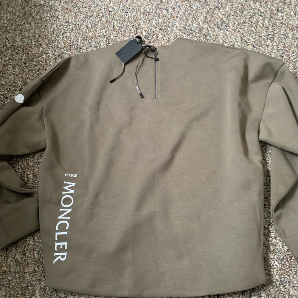 Moncler sweater